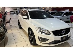 VOLVO XC60 2.0 4P T6 R DESIGN TURBO AUTOM�TICO
