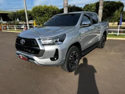 TOYOTA Hilux Caminhonete 2.8 16V SRV 4X4 DIESEL CABINE DUPLA AUTOM�TICO