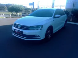 VOLKSWAGEN Jetta 1.4 4P 250 TSI R-LINE AUTOMTICO
