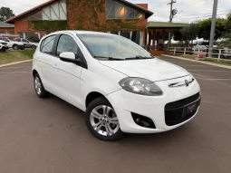 FIAT Palio 1.4 4P FLEX ATTRACTIVE