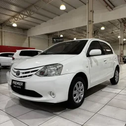 TOYOTA Etios Hatch 1.3 16V 4P FLEX XS