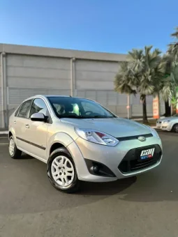 FORD Fiesta Sedan 1.6 4P FLEX