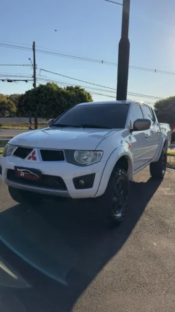 MITSUBISHI L 200 Triton 3.5 V6 HPE 4X4 FLEX CABINE DUPLA AUTOM�TICO