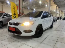 FORD Focus Hatch 2.0 16V 4P GLX FLEX