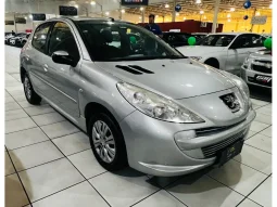 PEUGEOT 207 Hatch 1.4 4P XR FLEX