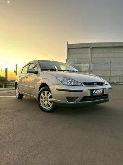 FORD Focus Hatch 1.6 4P GLX