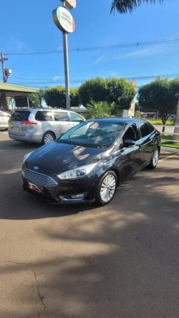 FORD Focus Sedan 2.0 16V 4P FLEX TITANIUM PLUS POWERSHIFT AUTOM�TICO