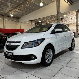 CHEVROLET Onix Hatch 1.4 4P FLEX LT
