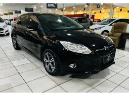 FORD Fiesta Hatch 1.6 16V 4P FLEX SE POWERSHIFT AUTOM�TICO