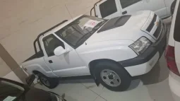 CHEVROLET S10 2.4 FLEX ADVANTAGE CABINE SIMPLES