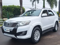 TOYOTA Hilux SW4 2.7 16V 4P SR FLEX AUTOM�TICO