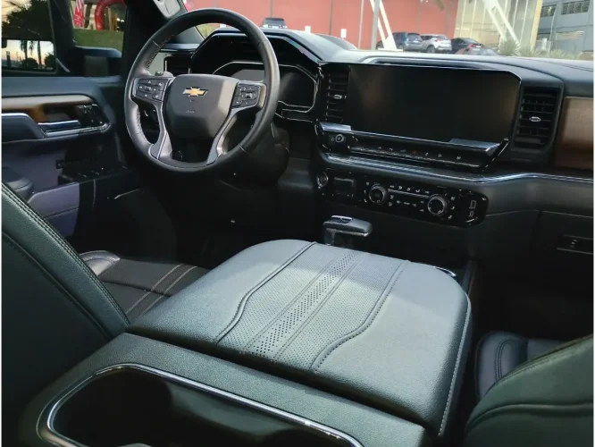 CHEVROLET Silverado 5.3 V8 1500 HIGH COUNTRY CABINE DUPLA 4X4 AUTOM�TICO, Foto 11