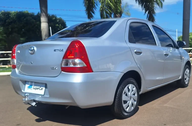 TOYOTA Etios Sedan 1.5 16V 4P FLEX X, Foto 4