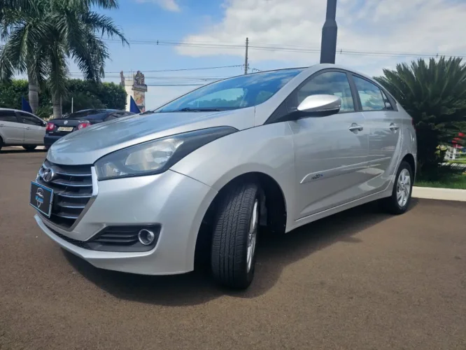 HYUNDAI HB 20 Sedan 1.6 16V 4P FLEX COMFORT PLUS, Foto 2