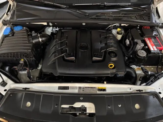 VOLKSWAGEN Amarok 3.0 V6 CABINE DUPLA HIGHLINE 4X4 TURBO INTERCOOLER AUTOMÁTICO, Foto 15
