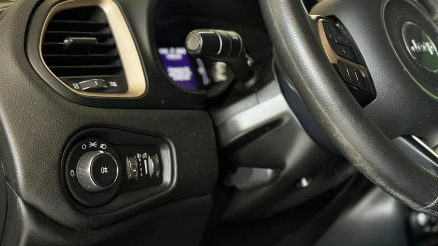 JEEP Renegade 1.8 16V 4P FLEX AUTOM�TICO, Foto 18