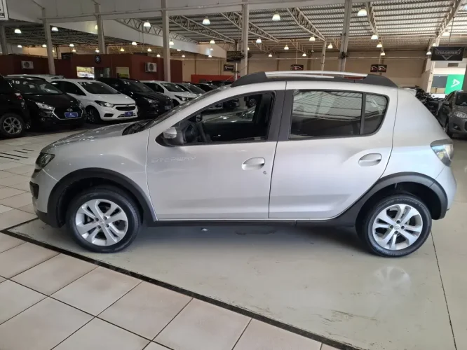 RENAULT Sandero 1.6 16V 4P FLEX STEPWAY, Foto 6