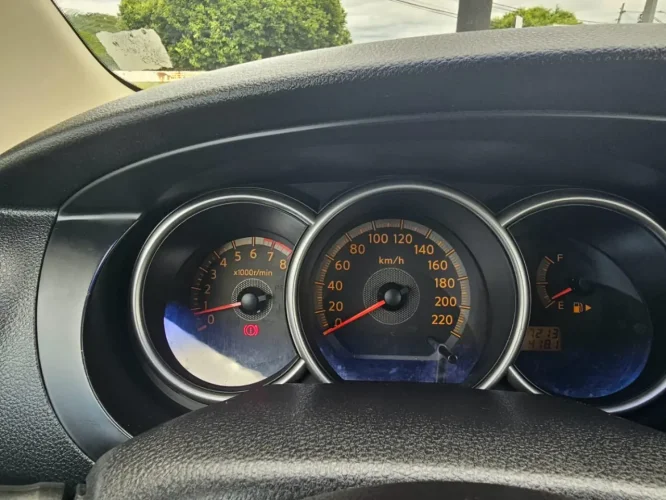 NISSAN Livina 1.6 16V 4P S X-GEAR FLEX, Foto 9