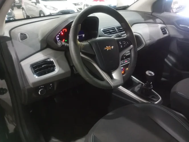 CHEVROLET Onix Hatch 1.4 4P FLEX LT, Foto 7