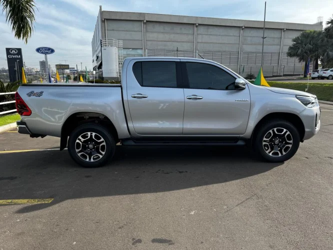 TOYOTA Hilux Caminhonete 2.8 16V SRV 4X4 DIESEL CABINE DUPLA AUTOM�TICO, Foto 10