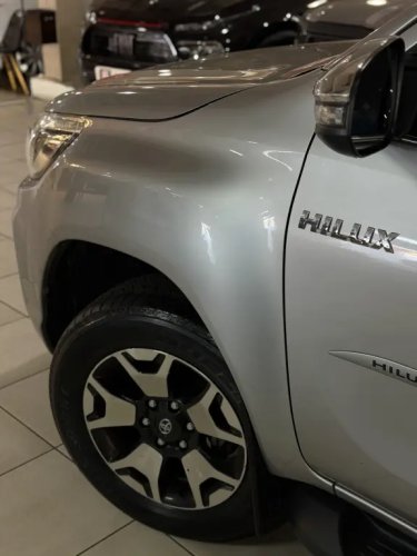 TOYOTA Hilux Caminhonete 2.8 16V SRX 50 ANOS 4X4 TURBO DIESEL CABINE DUPLA AUTOM�TICO, Foto 9