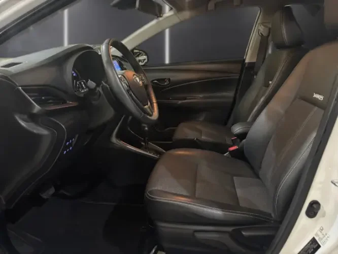 TOYOTA Yaris Sedan 1.5 16V 4P FLEX XS CONNECT MULTIDRIVE AUTOM�TICO CVT, Foto 7