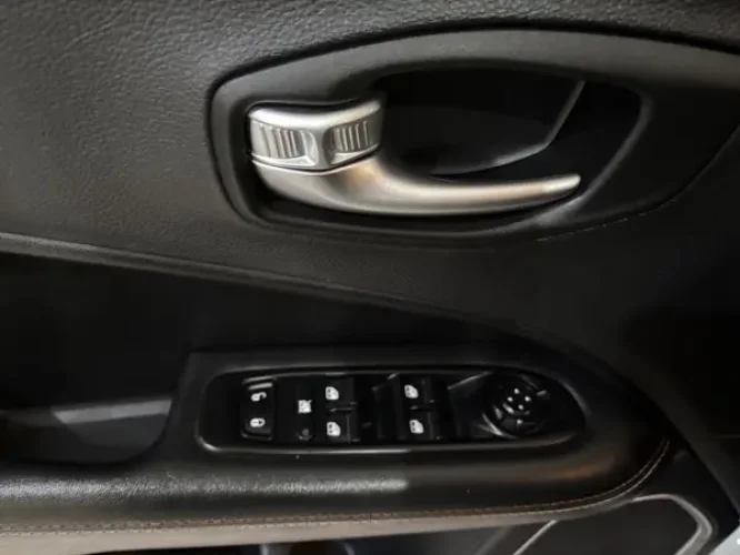 JEEP Compass 2.0 16V 4P LONGITUDE FLEX AUTOM�TICO, Foto 14