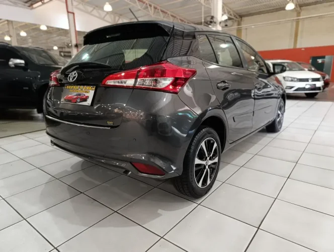 TOYOTA Yaris Hatch 1.5 16V 4P FLEX XL PLUS CONNECT MULTIDRIVE AUTOM�TICO CVT, Foto 16