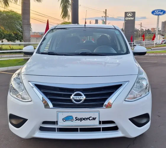 NISSAN Versa Sedan 1.6 16V 4P FLEX SV, Foto 2