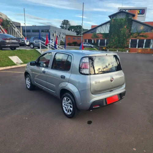 FIAT Uno 1.0 4P FLEX ATTRACTIVE, Foto 3