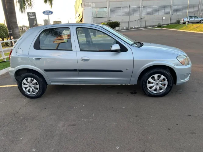 CHEVROLET Celta 1.0 4P LT VHCE FLEX, Foto 2