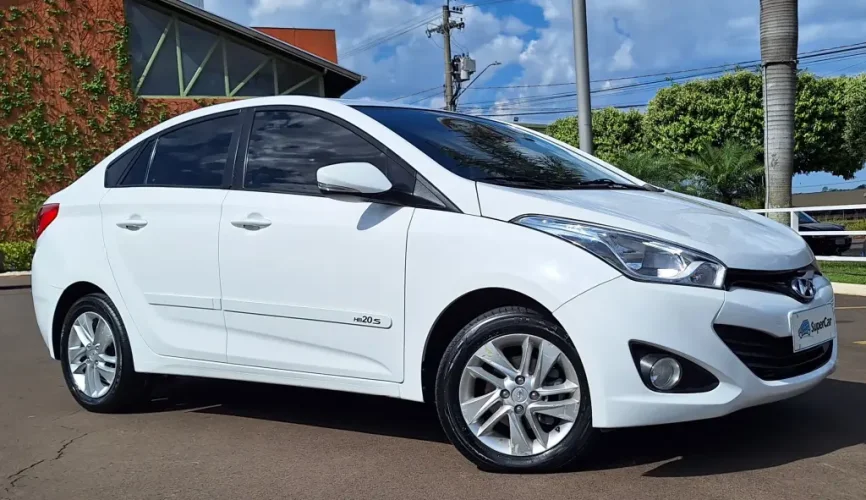 HYUNDAI HB 20 Sedan 1.6 16V 4P FLEX COMFORT STYLE AUTOM�TICO, Foto 3
