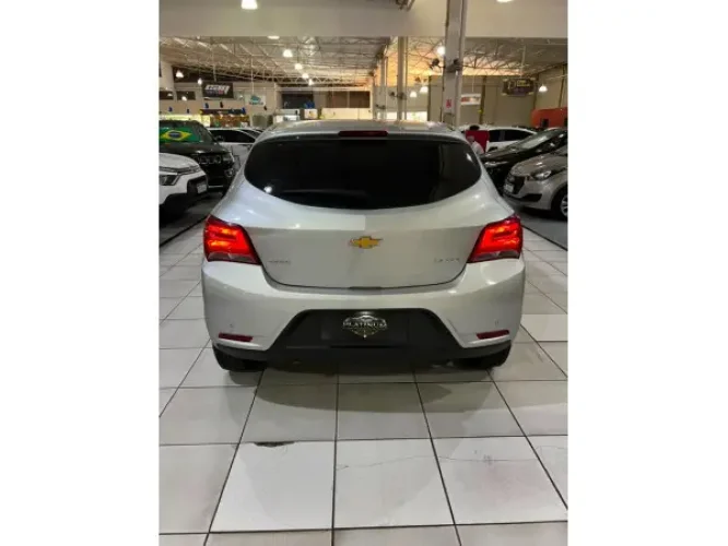 CHEVROLET Onix Hatch 1.4 4P FLEX LTZ, Foto 6