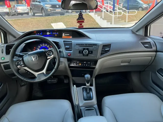 HONDA Civic 1.8 16V 4P FLEX LXS AUTOMTICO, Foto 8