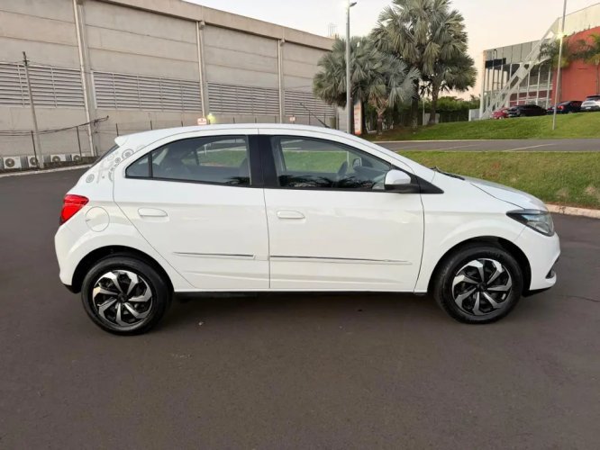 CHEVROLET Onix Hatch 1.4 4P FLEX LT, Foto 10