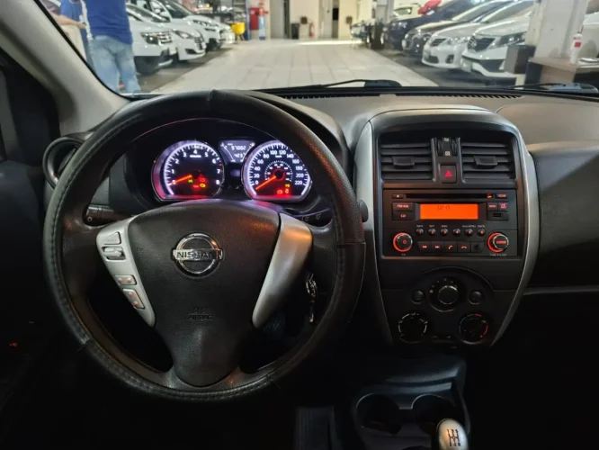NISSAN Versa Sedan 1.6 16V 4P FLEX SV, Foto 10
