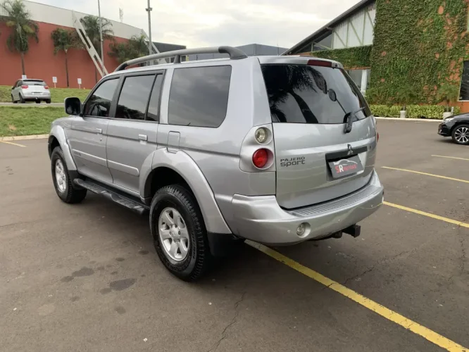 MITSUBISHI Pajero Sport 3.5 V6 24V 4P 4X4 HPE FLEX AUTOM�TICO, Foto 8