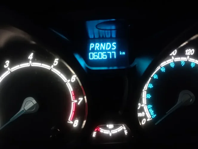 FORD Fiesta Sedan 1.6 16V 4P FLEX SE FLEX POWERSHIFT AUTOM�TICO, Foto 10