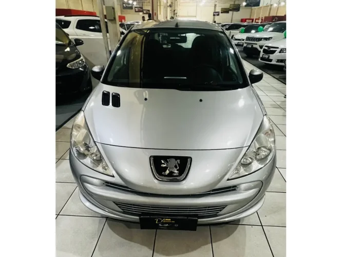 PEUGEOT 207 Hatch 1.4 4P XR FLEX, Foto 3