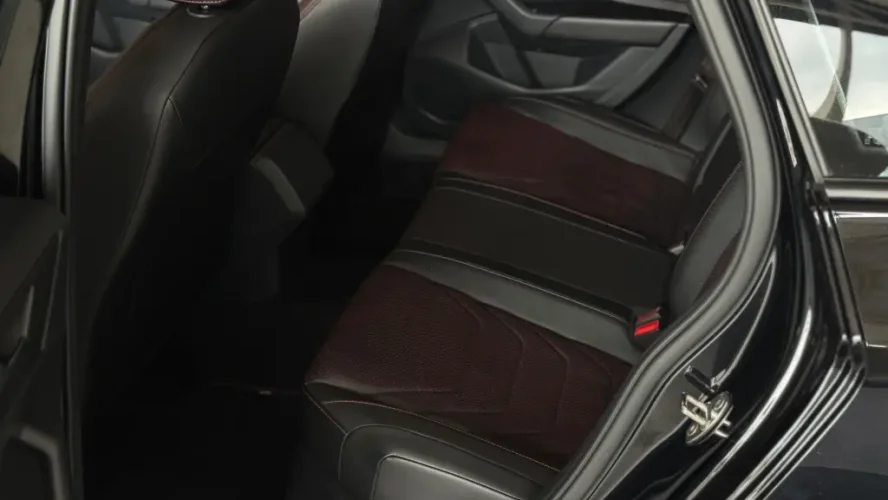 VOLKSWAGEN Jetta 2.0 4P 350 TSI GLI AUTOM�TICO DSG, Foto 21