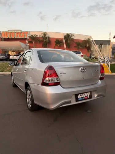 TOYOTA Etios Sedan 1.5 16V 4P FLEX XS AUTOM�TICO, Foto 9