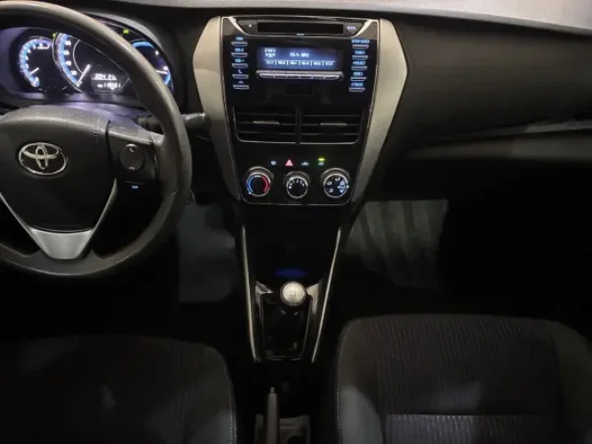 TOYOTA Yaris Sedan 1.5 16V 4P FLEX XL, Foto 13