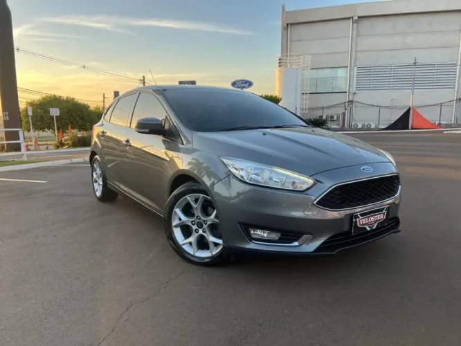 FORD Focus Hatch 2.0 16V 4P FLEX SE PLUS POWERSHIFT AUTOMTICO, Foto 1