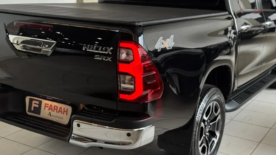 TOYOTA Hilux Caminhonete 2.8 16V SRX 4X4 TURBO DIESEL CABINE DUPLA AUTOM�TICO, Foto 16