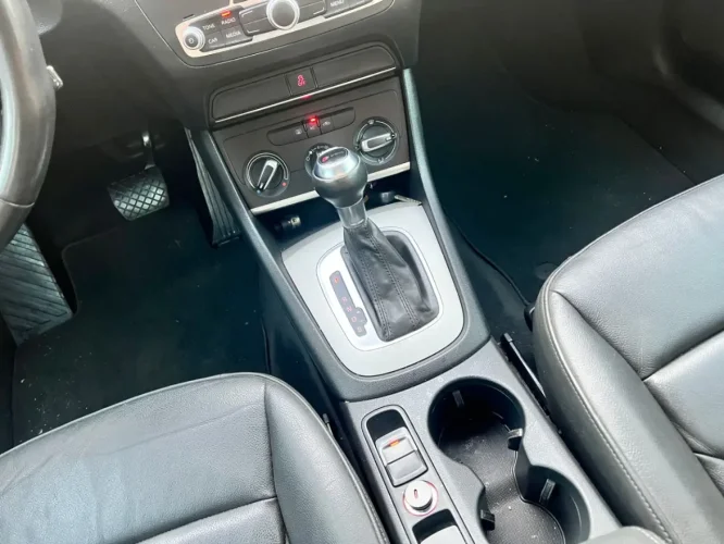 AUDI Q3 2.0 4P TFSI AMBIENTE QUATTRO S-TRONIC AUTOM�TICO, Foto 11