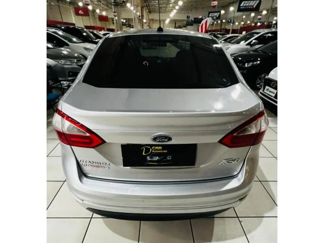 FORD Fiesta Sedan 1.6 4P FLEX TITANIUM POWERSHIFT AUTOM�TICO, Foto 5