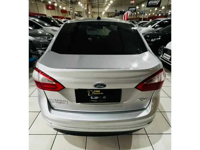 FORD Fiesta Sedan 1.6 4P FLEX TITANIUM POWERSHIFT AUTOM�TICO, Foto 5