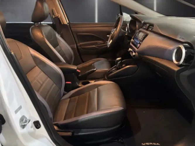 NISSAN Versa Sedan 1.6 16V 4P FLEX EXCLUSIVE XTRONIC AUTOM�TICO CVT, Foto 9