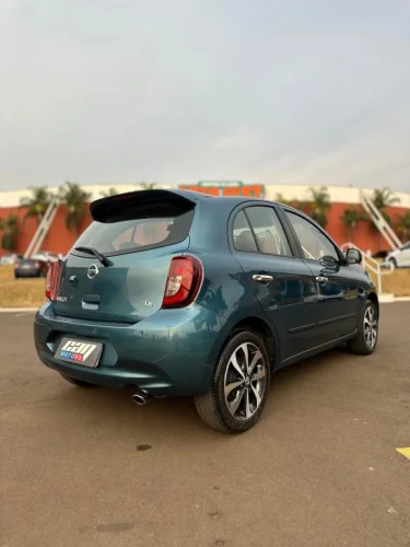 NISSAN March 1.6 16V 4P SL FLEX, Foto 8
