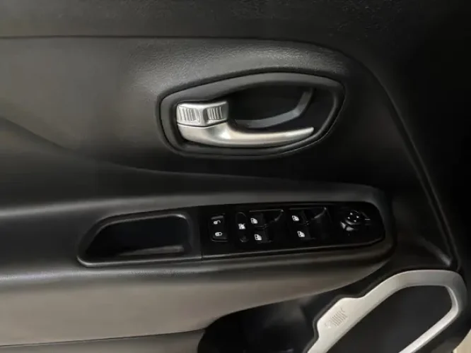JEEP Renegade 1.8 16V 4P FLEX LONGITUDE AUTOM�TICO, Foto 12
